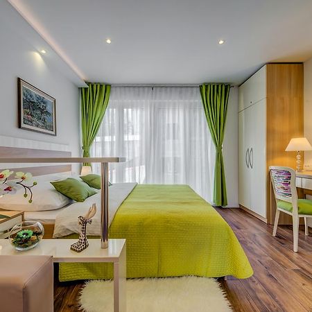 Room&Studio Apartment Just Enjoy Сплит Екстериор снимка