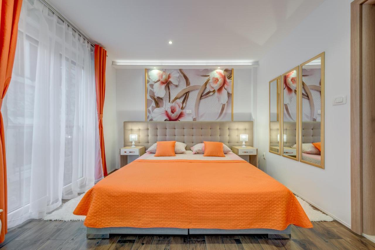 Room&Studio Apartment Just Enjoy Сплит Екстериор снимка