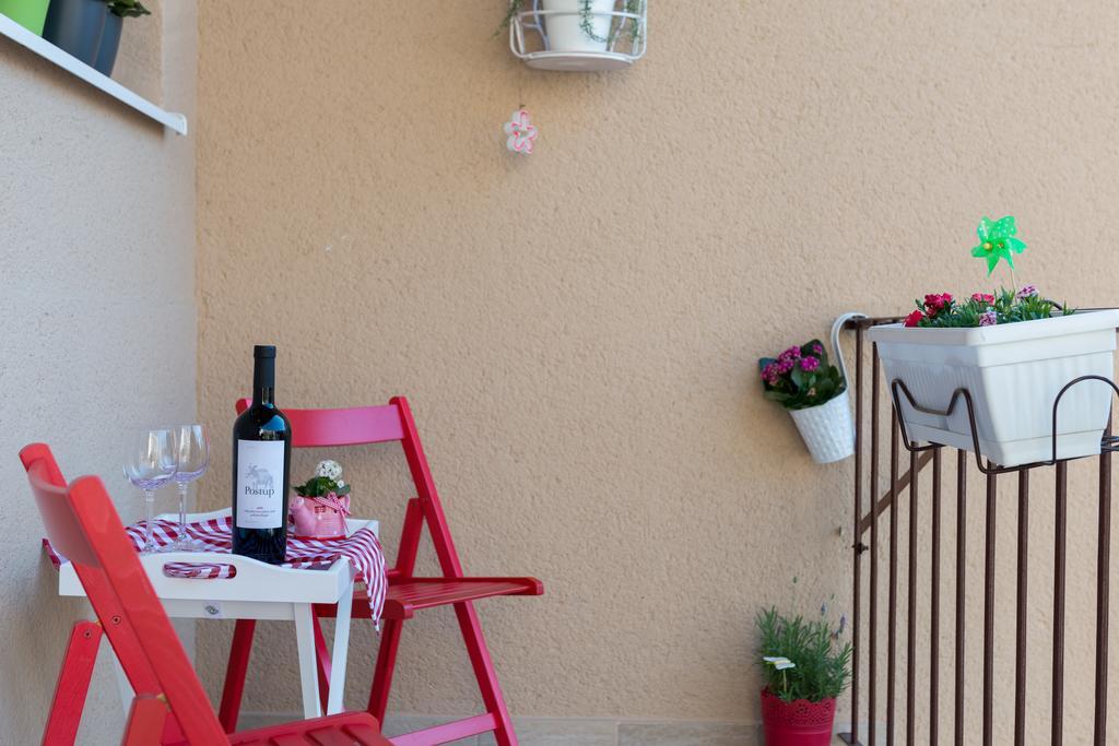 Room&Studio Apartment Just Enjoy Сплит Екстериор снимка