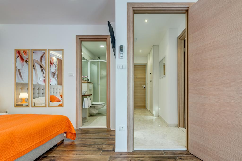 Room&Studio Apartment Just Enjoy Сплит Екстериор снимка